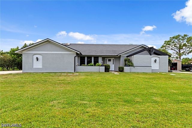 17209 Castleview DR, North Fort Myers, FL 33917