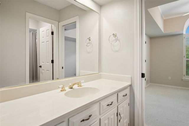 9131 Valley Chapel Lane, Dallas, TX 75220