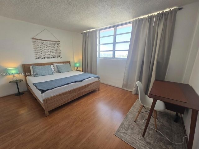 800 West Ave 722, Miami Beach, FL 33139