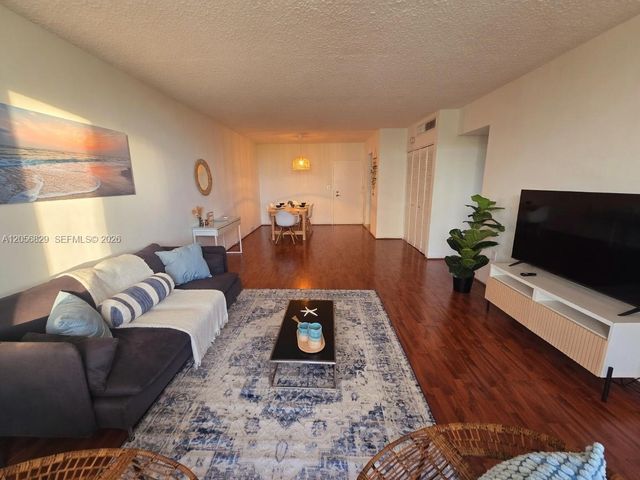 800 West Ave 722, Miami Beach, FL 33139