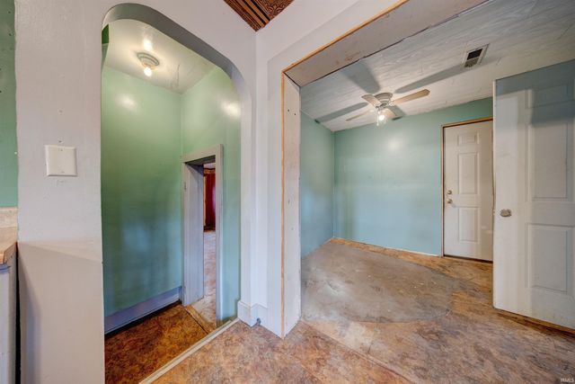 11695 N CR 1200 E, Evanston, IN 47531