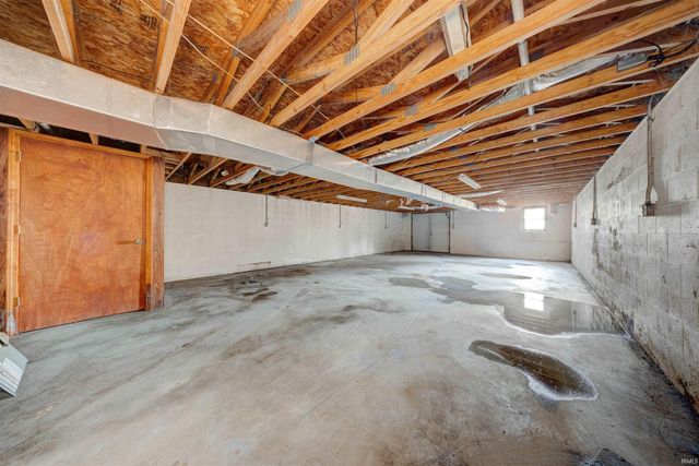11695 N CR 1200 E, Evanston, IN 47531