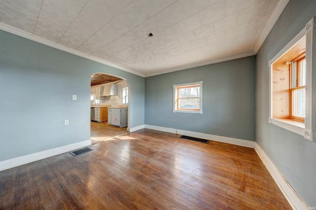 11695 N CR 1200 E, Evanston, IN 47531