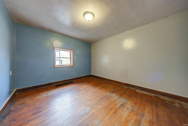 11695 N CR 1200 E, Evanston, IN 47531