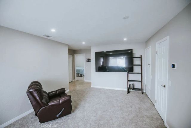 1554 Border, Corona, CA 92882