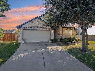 2803 Angelina DR, Round Rock, TX 78665
