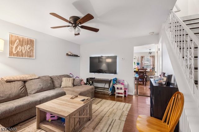 675 R Garden St 18, Elizabeth City, NJ 07202