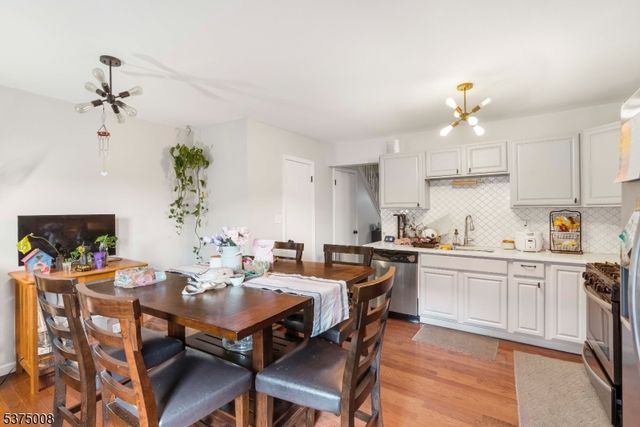 675 R Garden St 18, Elizabeth City, NJ 07202