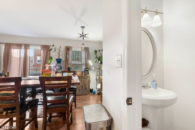 675 R Garden St 18, Elizabeth City, NJ 07202