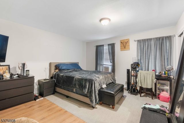 675 R Garden St 18, Elizabeth City, NJ 07202