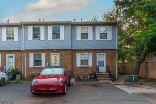 675 R Garden St 18, Elizabeth City, NJ 07202
