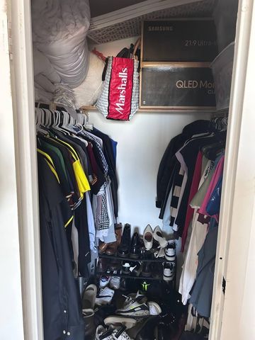 2001 Atlantic Shores Boulevard 504, Hallandale Beach, FL 33009