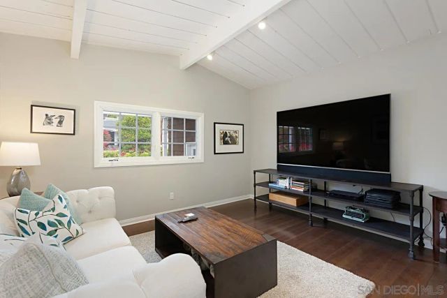 451 Zuni Drive, Del Mar, CA 92014