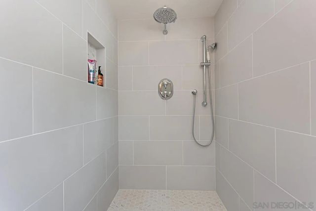 451 Zuni Drive, Del Mar, CA 92014
