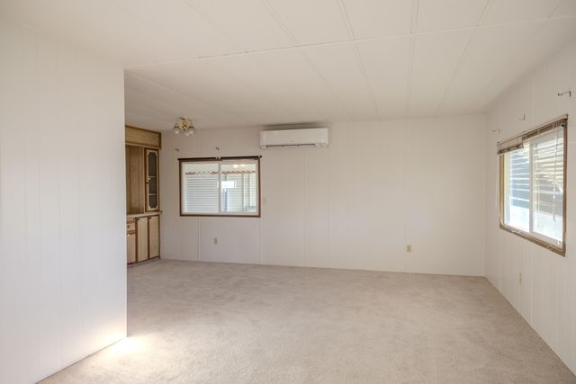 1001 Roguelea Lane, Grants Pass, OR 97526