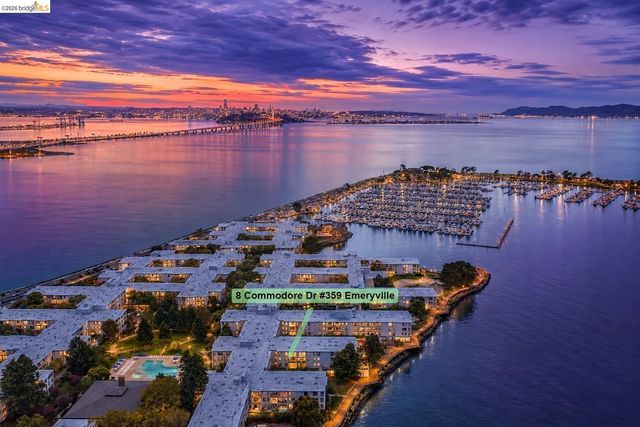 8 Commodore DR C359, Emeryville, CA 94608