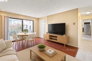 8 Commodore DR C359, Emeryville, CA 94608