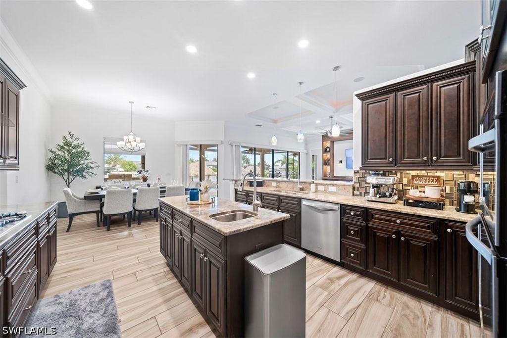 Image 11 of property listing at 2639 SW 29th AVE, Cape Coral, FL 33914
