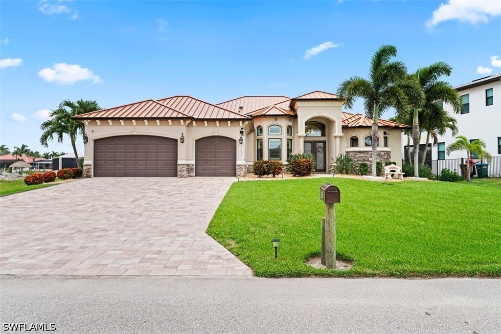 Image 2 of property listing at 2639 SW 29th AVE, Cape Coral, FL 33914