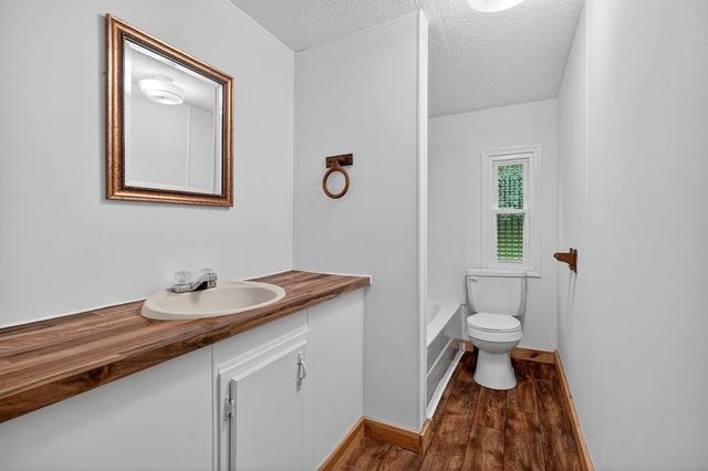 278 Aaron Pennington Ln, Celina, TN 38551