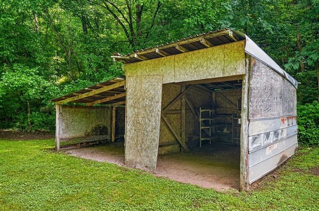 278 Aaron Pennington Ln, Celina, TN 38551