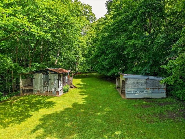 278 Aaron Pennington Ln, Celina, TN 38551