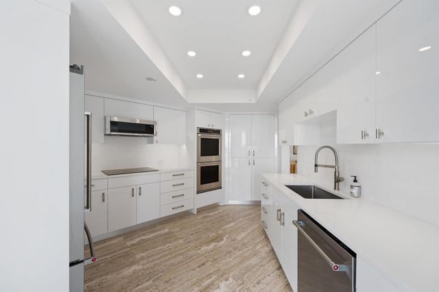 3170 S Ocean Boulevard 601n, Palm Beach, FL 33480