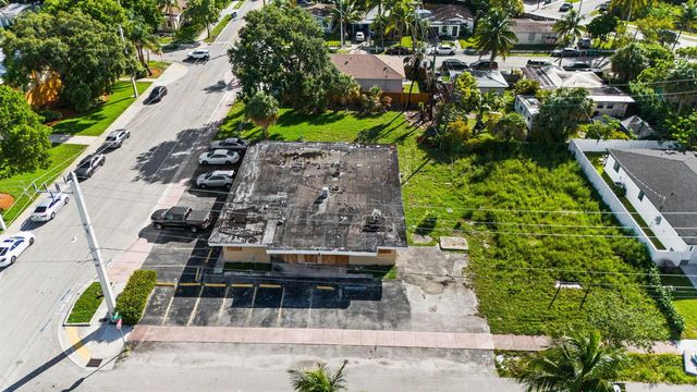 880 NW 25th Avenue, Fort Lauderdale, FL 33311