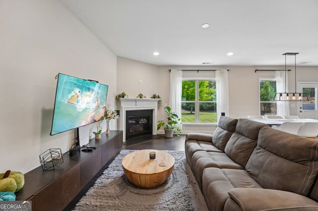 208 Roundwood Way, Peachtree City, GA 30269