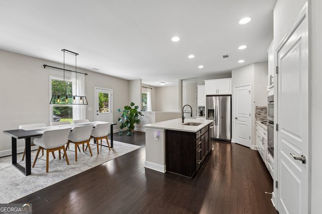 208 Roundwood Way, Peachtree City, GA 30269