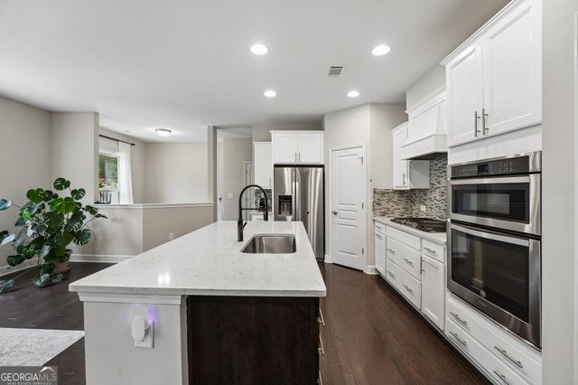 208 Roundwood Way, Peachtree City, GA 30269
