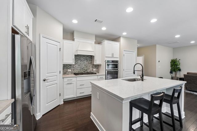 208 Roundwood Way, Peachtree City, GA 30269