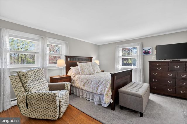 871 ROBERTS RD, Bensalem, PA 19020