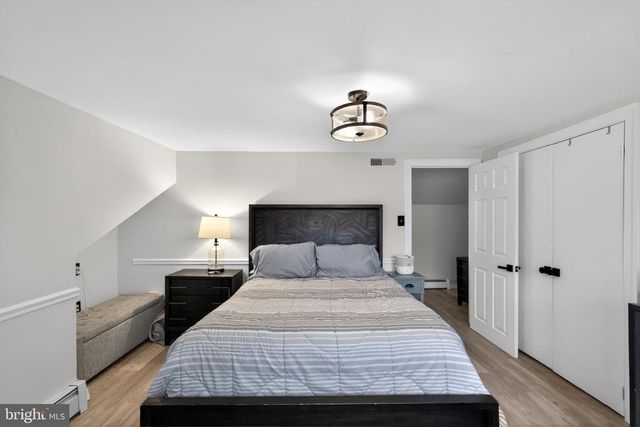 871 ROBERTS RD, Bensalem, PA 19020