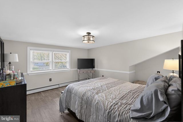 871 ROBERTS RD, Bensalem, PA 19020