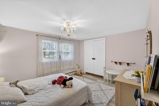 871 ROBERTS RD, Bensalem, PA 19020