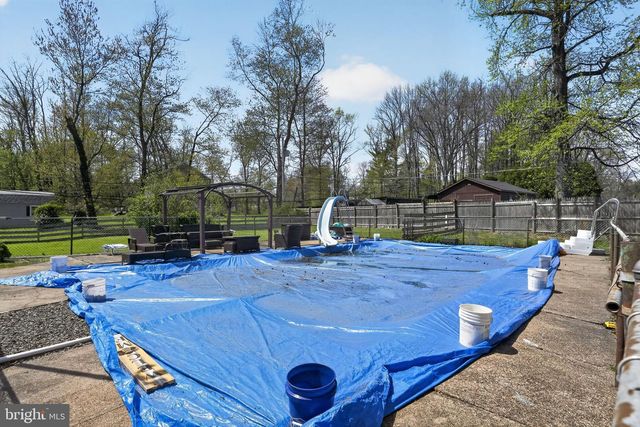 871 ROBERTS RD, Bensalem, PA 19020