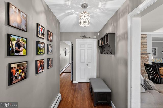 871 ROBERTS RD, Bensalem, PA 19020