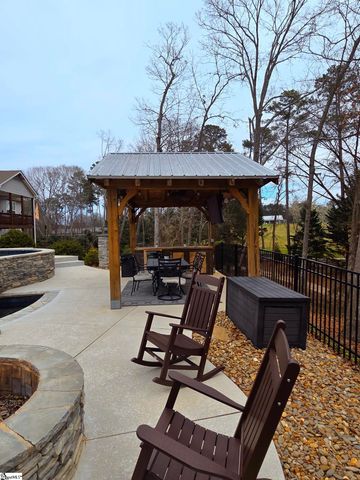 102 Pawleys Court, Anderson, SC 29625