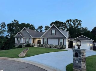 102 Pawleys Court, Anderson, SC 29625