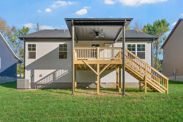 147 Irish Hills Dr, Clarksville, TN 37042