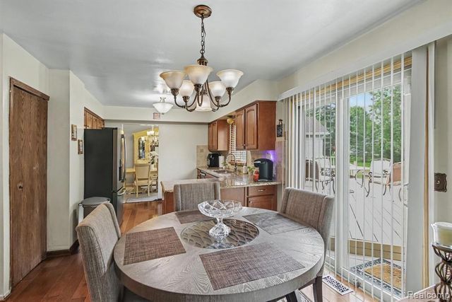 6323 Robison Lane, Saline, MI 48176