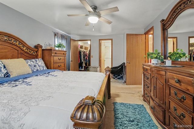 6323 Robison Lane, Saline, MI 48176