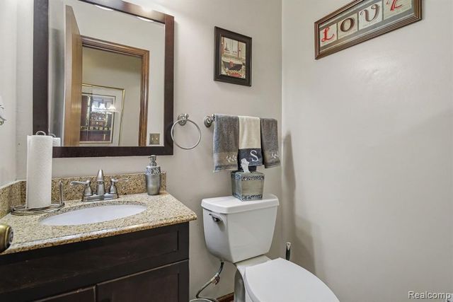 6323 Robison Lane, Saline, MI 48176