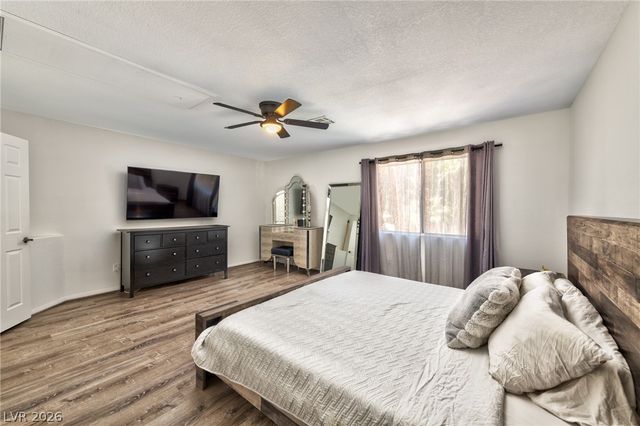 3005 High Tide Court, Las Vegas, NV 89117