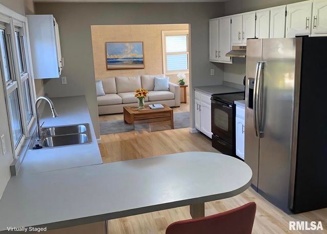 1350 Sebring Way, Carbondale, IL 62901