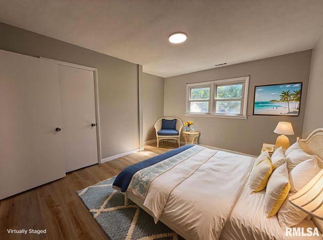 1350 Sebring Way, Carbondale, IL 62901