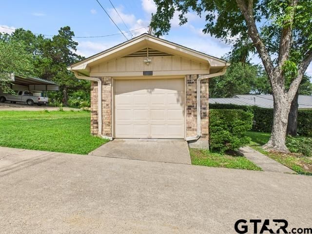 14227 Melody Lane, Malakoff, TX 75148