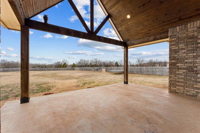 11798 Carefree Lane, Shawnee, OK 74804