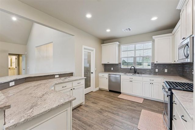 11798 Carefree Lane, Shawnee, OK 74804